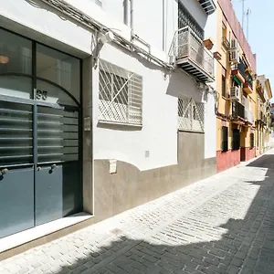 Apartamento Triana 3 Bedrooms & 2 Bath Parking Included, Sevilla